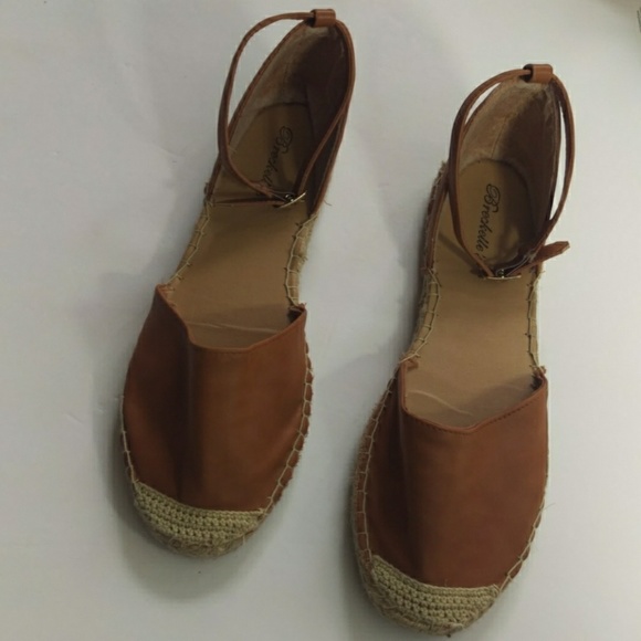 Breckelles Shoes - Breckelle's ankle strap brown leather espadrilles